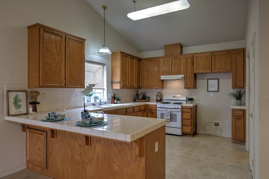 3732 Incline Way Riverbank, CA 95367 - Photo 6 of 36