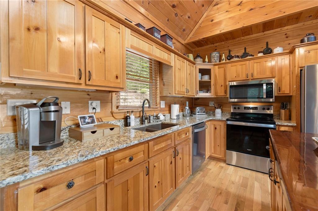 98 Aries Lane Blue Ridge, GA 30513 - Photo 6 of 74
