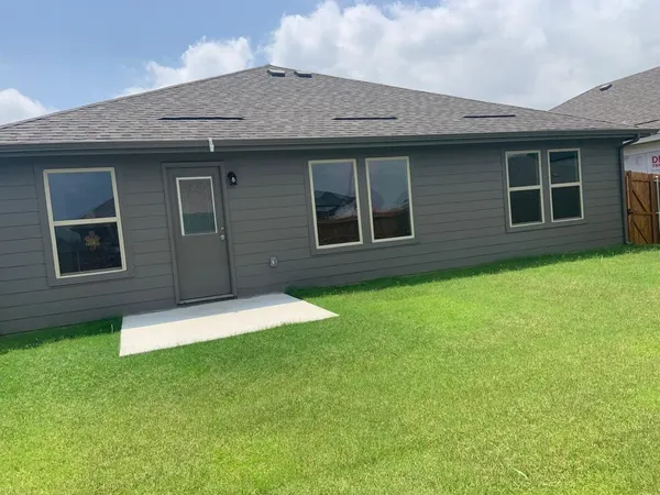 $2,100 | 1917 Briar Rose Drive, Denton, TX 76207