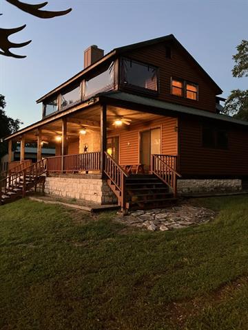 534 Scott's School Road Flatonia, TX 78941 - Photo 2 of 27 a view of a house with a yard