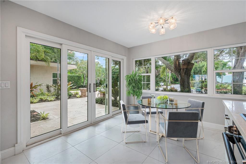 1037 Southeast Riverside Drive Stuart, FL 34996 - Photo 18 of 46