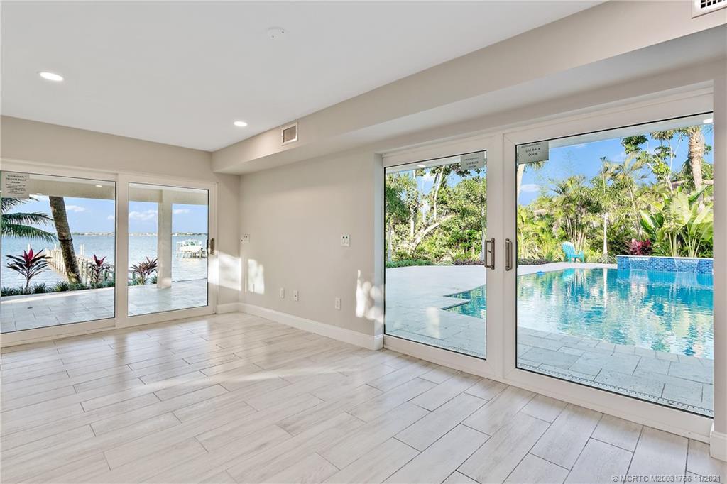 1037 Southeast Riverside Drive Stuart, FL 34996 - Photo 31 of 46