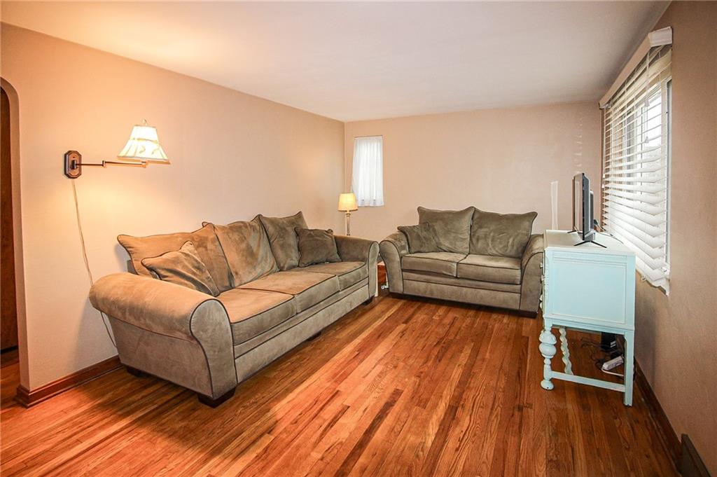 164 Gill Hall Road Clairton, PA 15025 - Photo 4 of 47