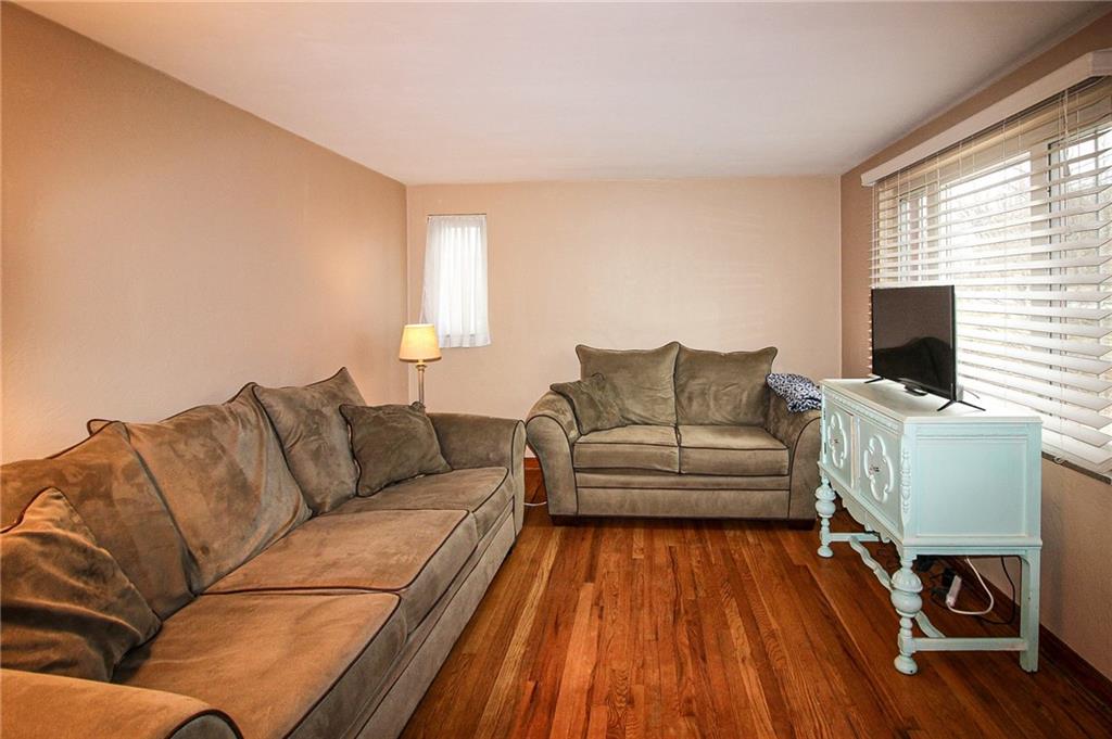 164 Gill Hall Road Clairton, PA 15025 - Photo 5 of 47