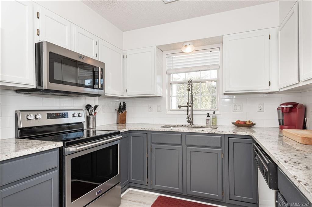 12309 Old Prairie Road, Unit 35 Charlotte, NC 28277 - Photo 10 of 26 Gallery Image 10