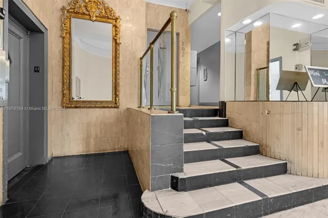 $308,000 | 335 Ocean Drive, Unit 126, Miami Beach, FL 33139