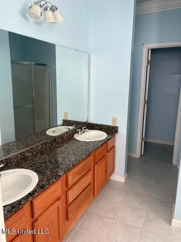 $268,500 | 2502 Murphree Drive, Greenwood, MS 38930