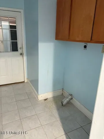 $268,500 | 2502 Murphree Drive, Greenwood, MS 38930