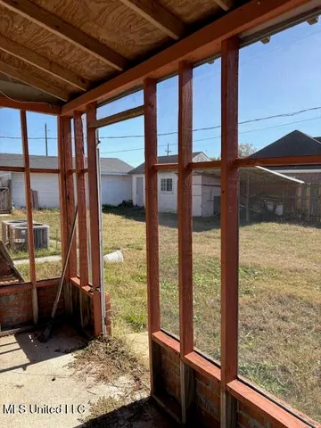 $268,500 | 2502 Murphree Drive, Greenwood, MS 38930