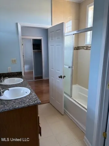 $268,500 | 2502 Murphree Drive, Greenwood, MS 38930