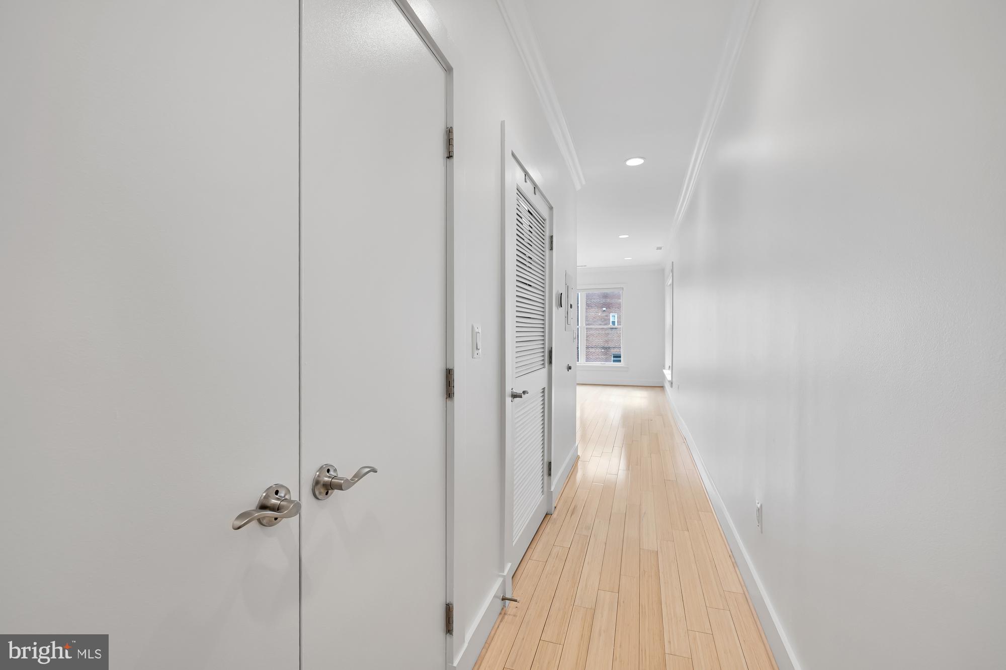 449 R Street Northwest, Unit 201 Washington, DC 20001 - Photo 3 of 28