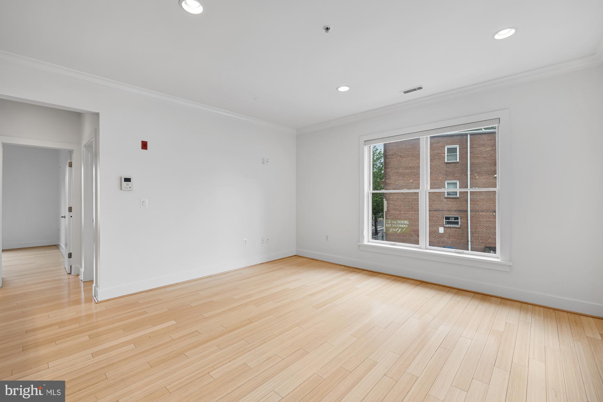 449 R Street Northwest, Unit 201 Washington, DC 20001 - Photo 6 of 28