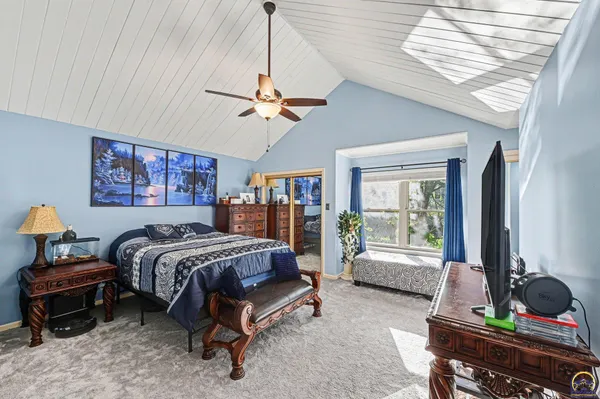 $259,900 | 42 Southwest Pepper Tree Lane, Topeka, KS 66611