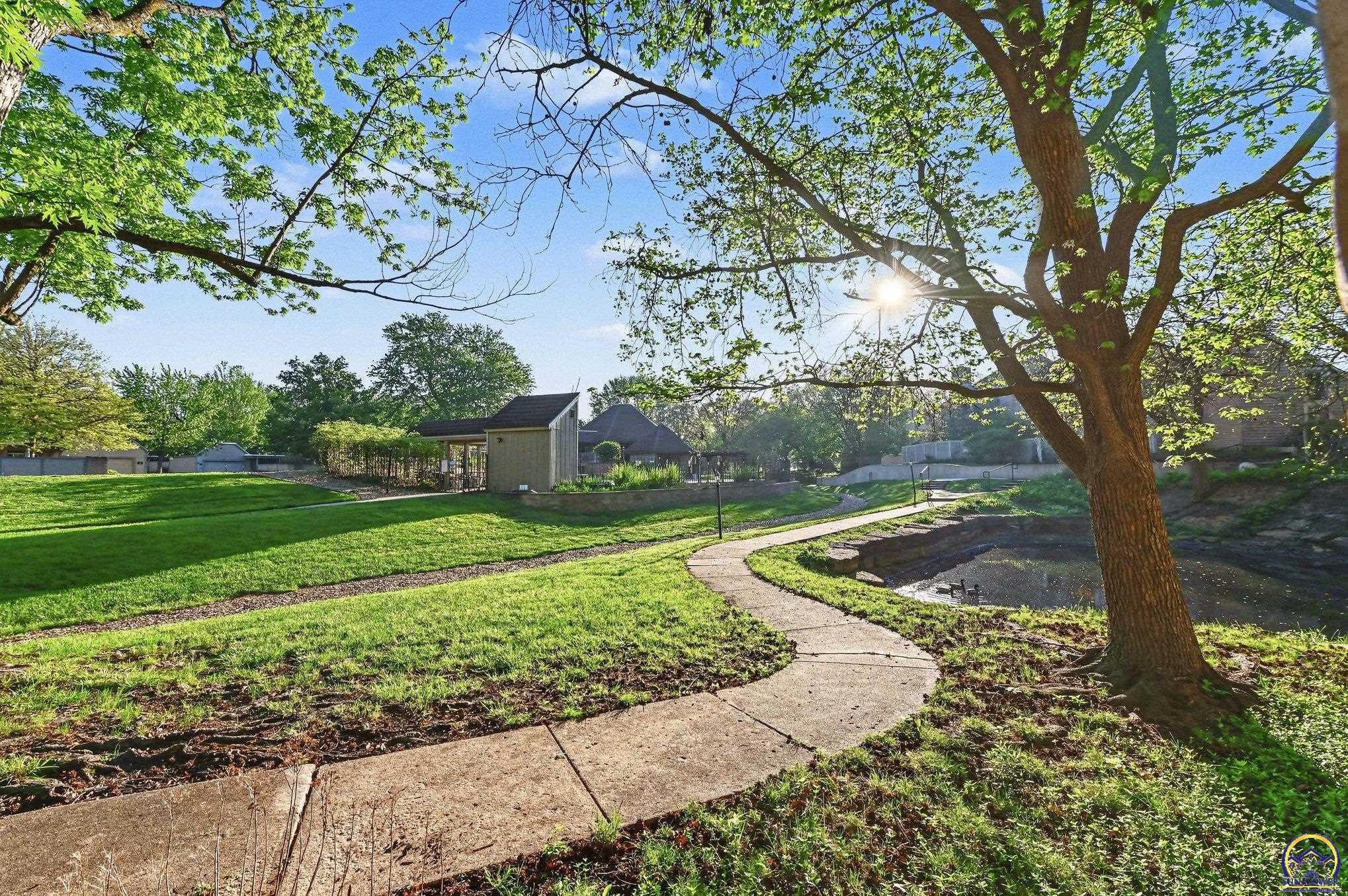 42 Southwest Pepper Tree Lane Topeka, KS 66611 - Photo 28 of 29