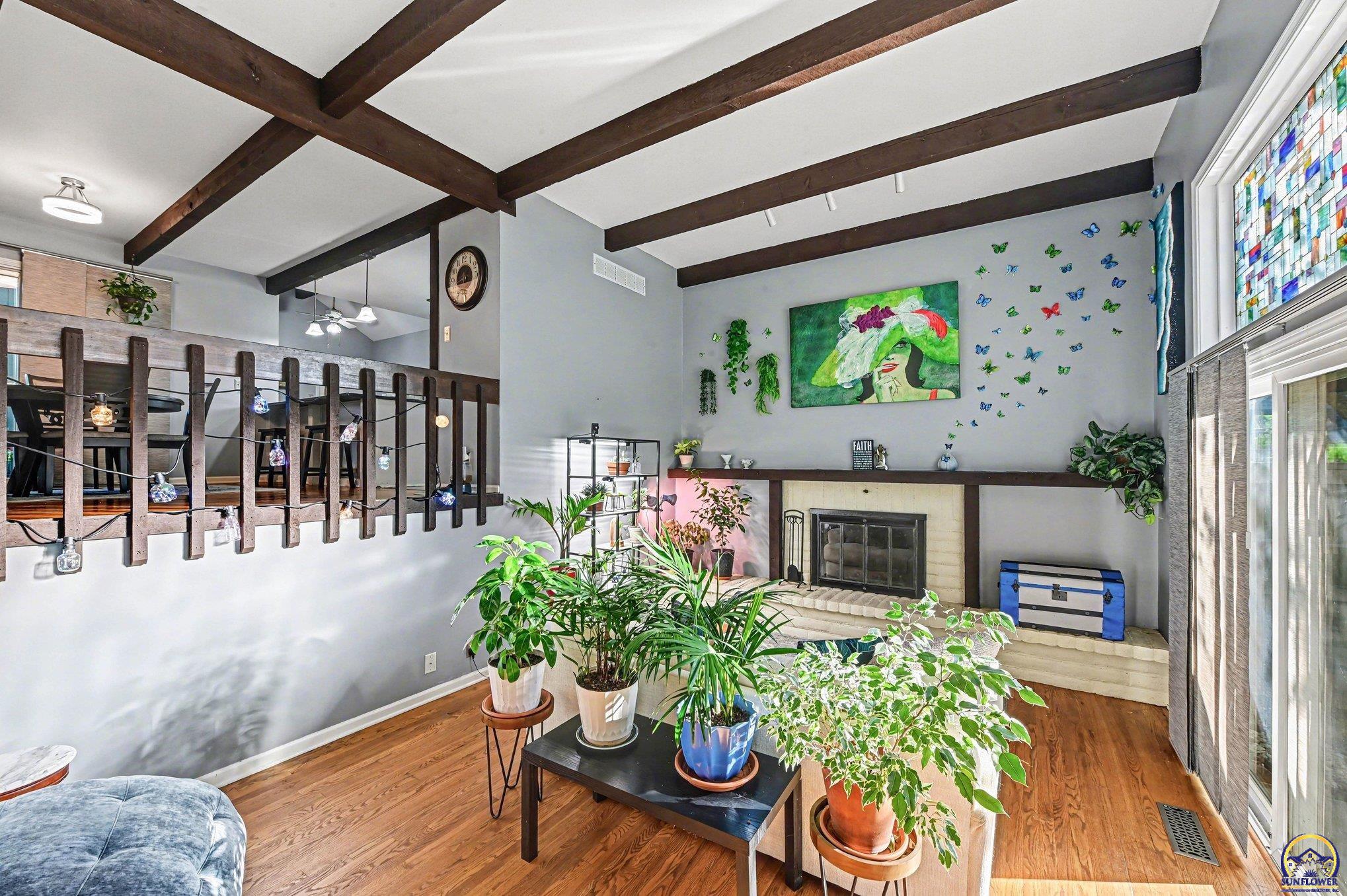 42 Southwest Pepper Tree Lane Topeka, KS 66611 - Photo 9 of 29