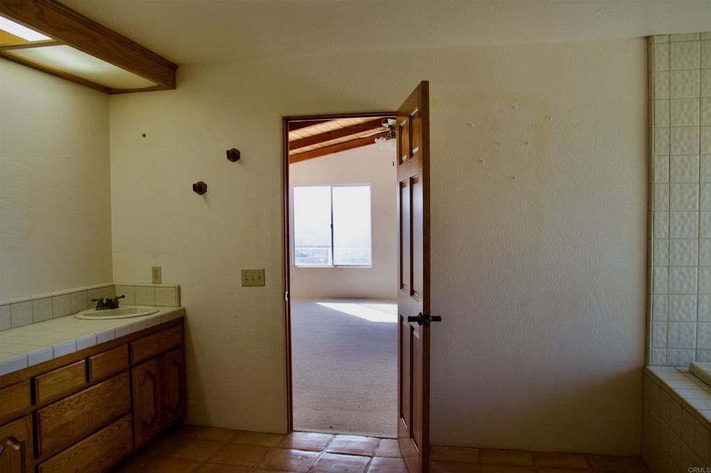 5727 Redondo Drive Bonsall, CA 92003 - Photo 16 of 31