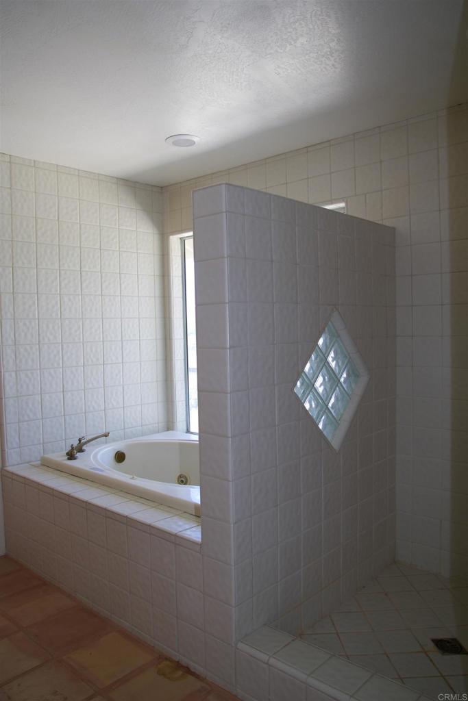 5727 Redondo Drive Bonsall, CA 92003 - Photo 17 of 31