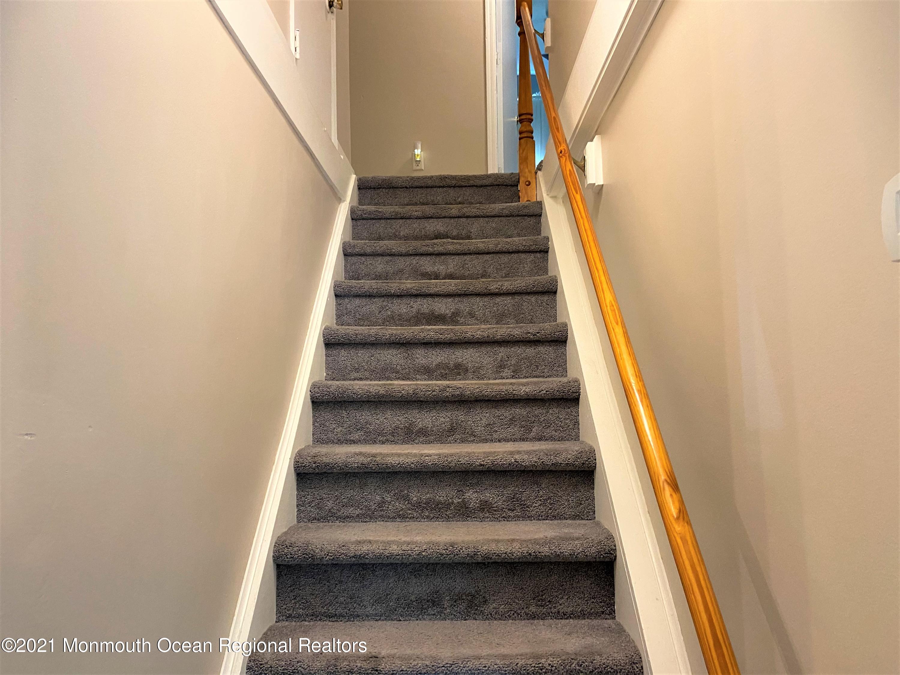 361 Black Oak Road Jackson, NJ 08527 - Photo 21 of 57 a view of entryway
