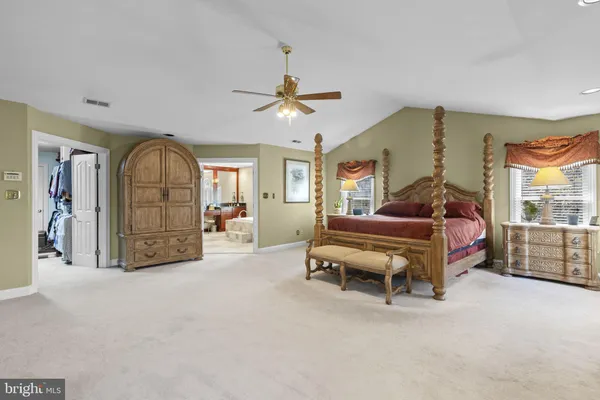 a view of a yard with a house