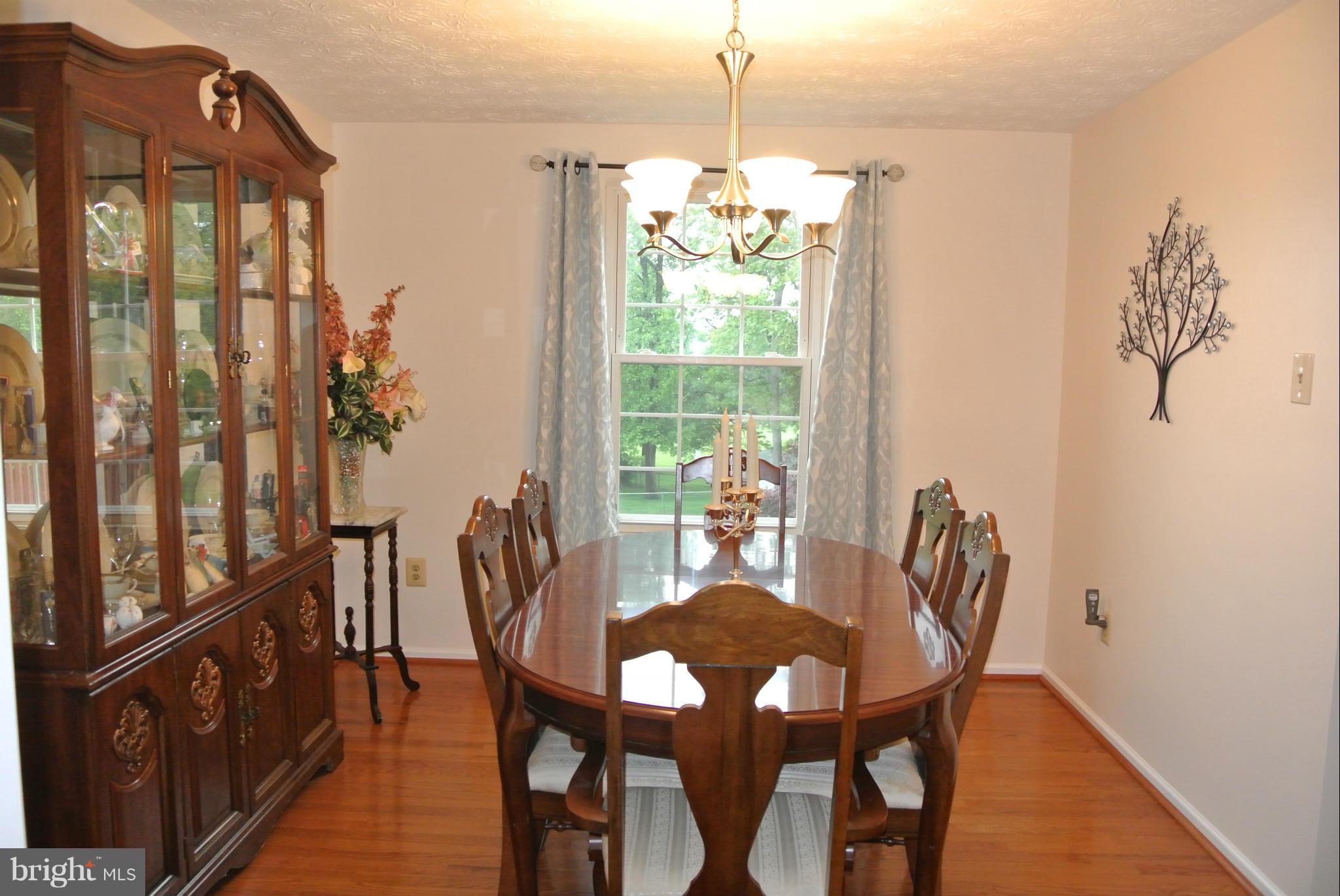 104 Sandhill Road Baltimore, MD 21221 - Photo 3 of 18 Dining Room