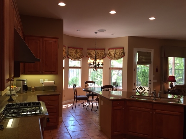 2825 Carrillo Way Carlsbad, CA 92009 - Photo 8 of 20