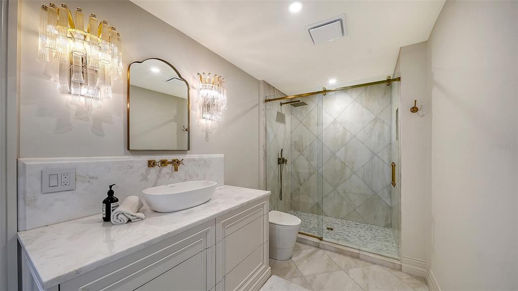6529 Gulfside Road Longboat Key, FL 34228 - Photo 30 of 35 Gallery Image 30