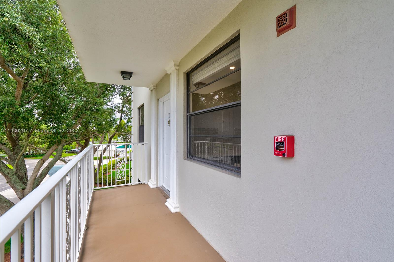 6109 Balboa Circle, Unit 301 Boca Raton, FL 33433 - Photo 4 of 50 Gallery Image 4