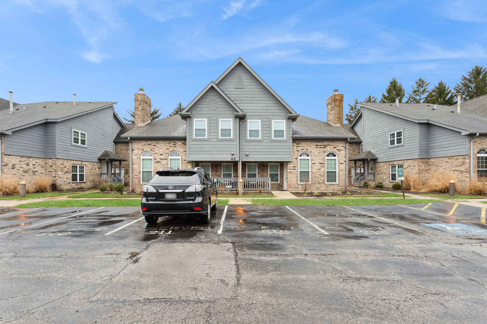 43 Foxcroft Road, Unit 43127 Naperville, IL 60565 - Photo 3 of 19