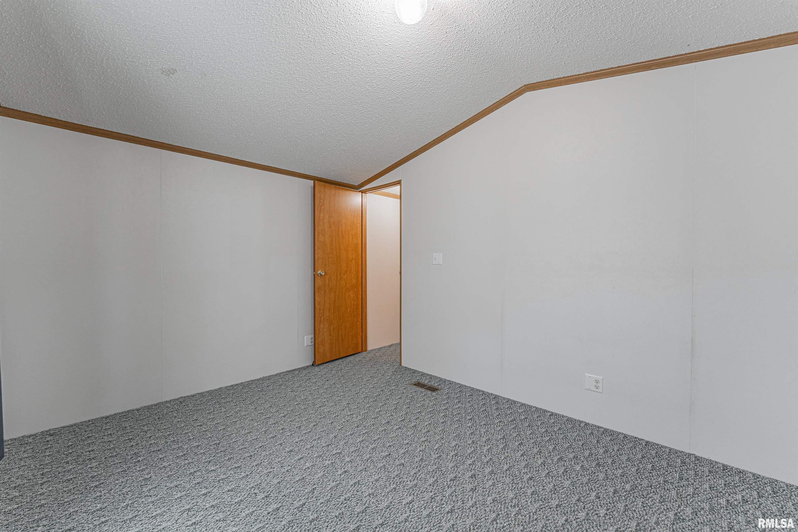 3535 East Cook Street, Unit 29 Springfield, IL 62703 - Photo 13 of 16