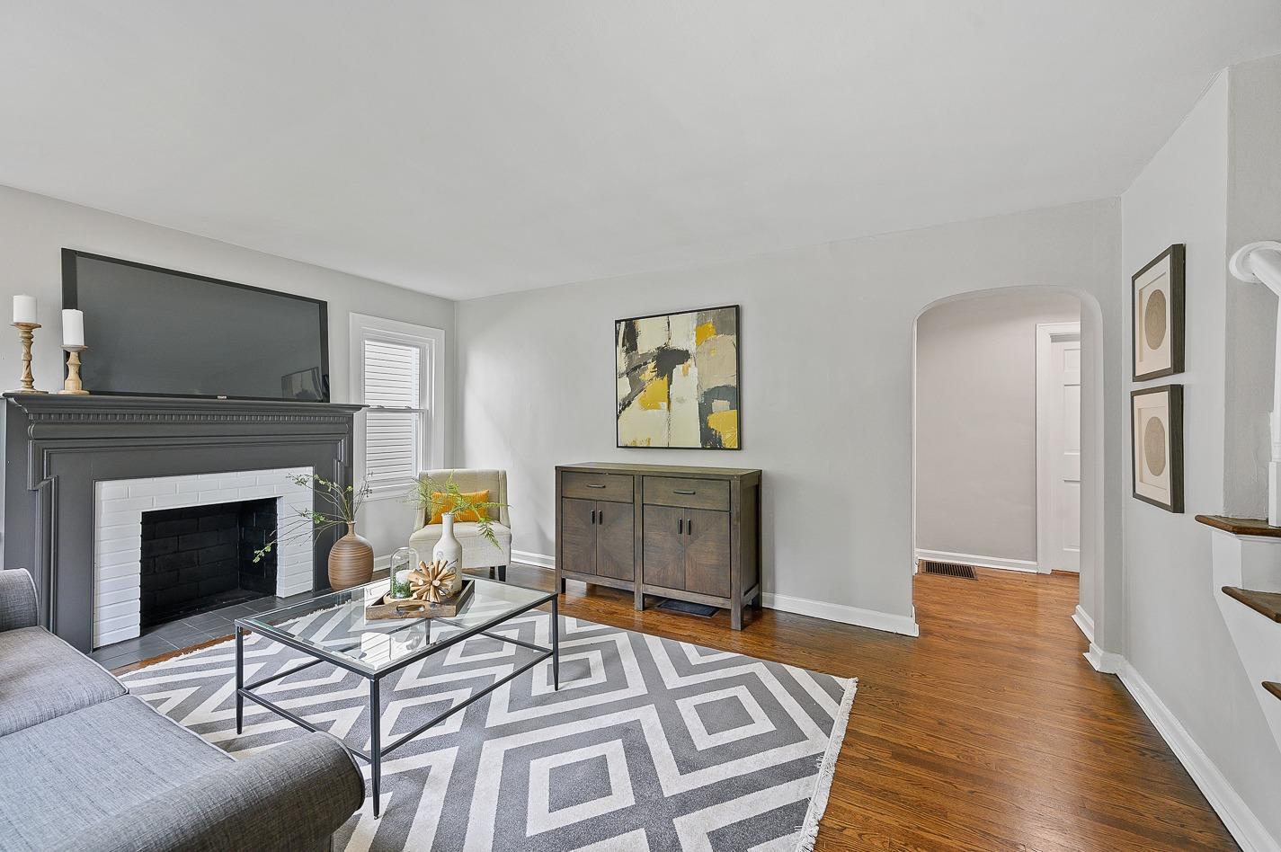 6629 Roe Street Cincinnati, OH 45227 - Photo 8 of 35 Gallery Image 8