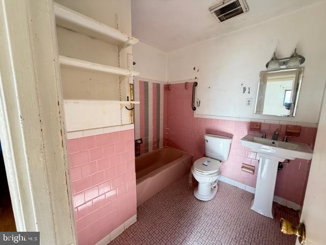 9011 Good Luck Road Lanham, MD 20706 - Photo 9 of 13 Gallery Image 9