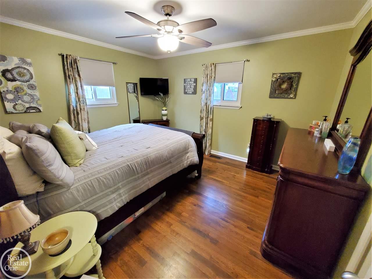 50710 Ryan Road Utica, MI 48317 - Photo 38 of 76