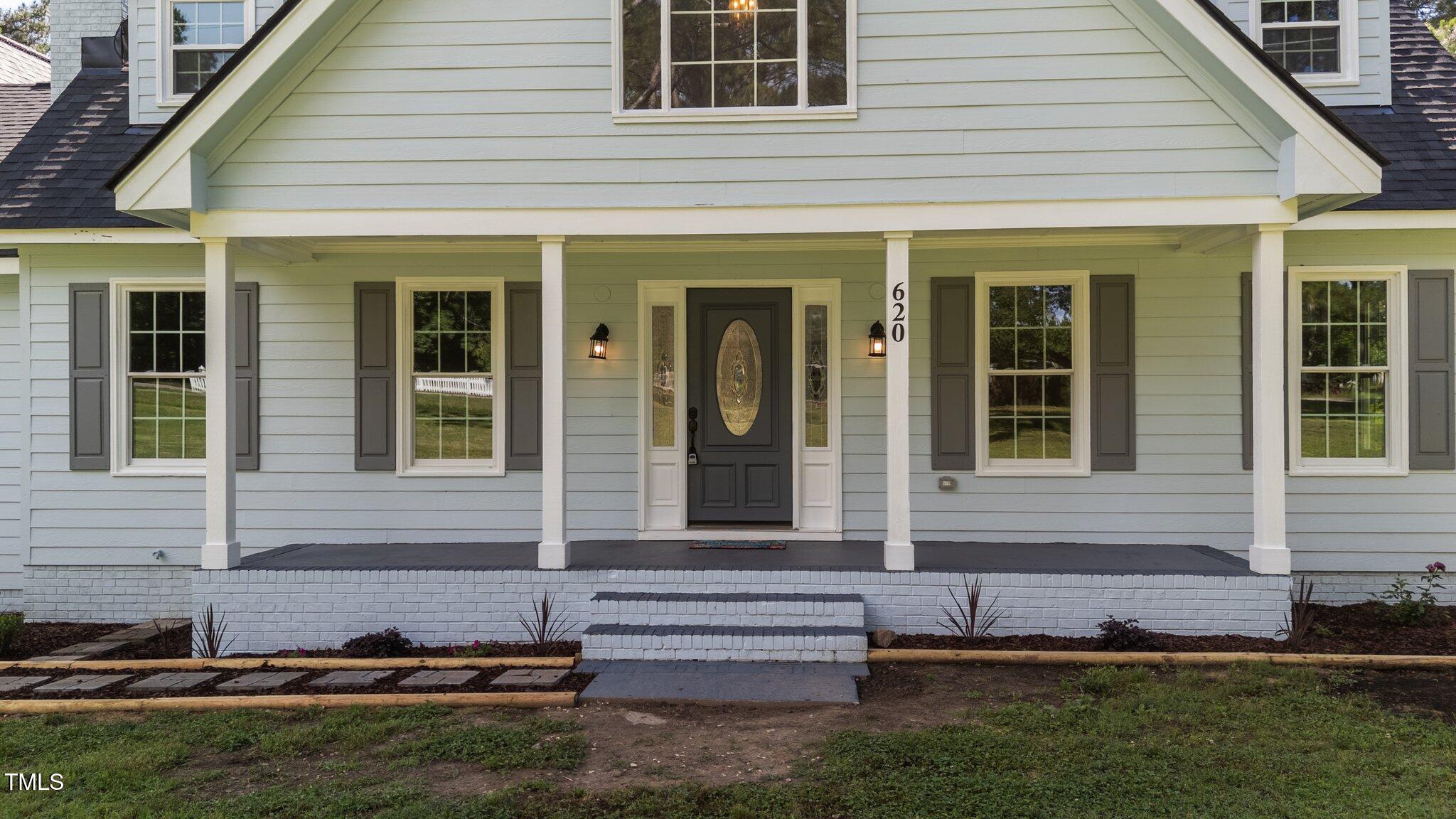 620 Richardson Road Zebulon, NC 27597 - Photo 8 of 52 a front view of a house
