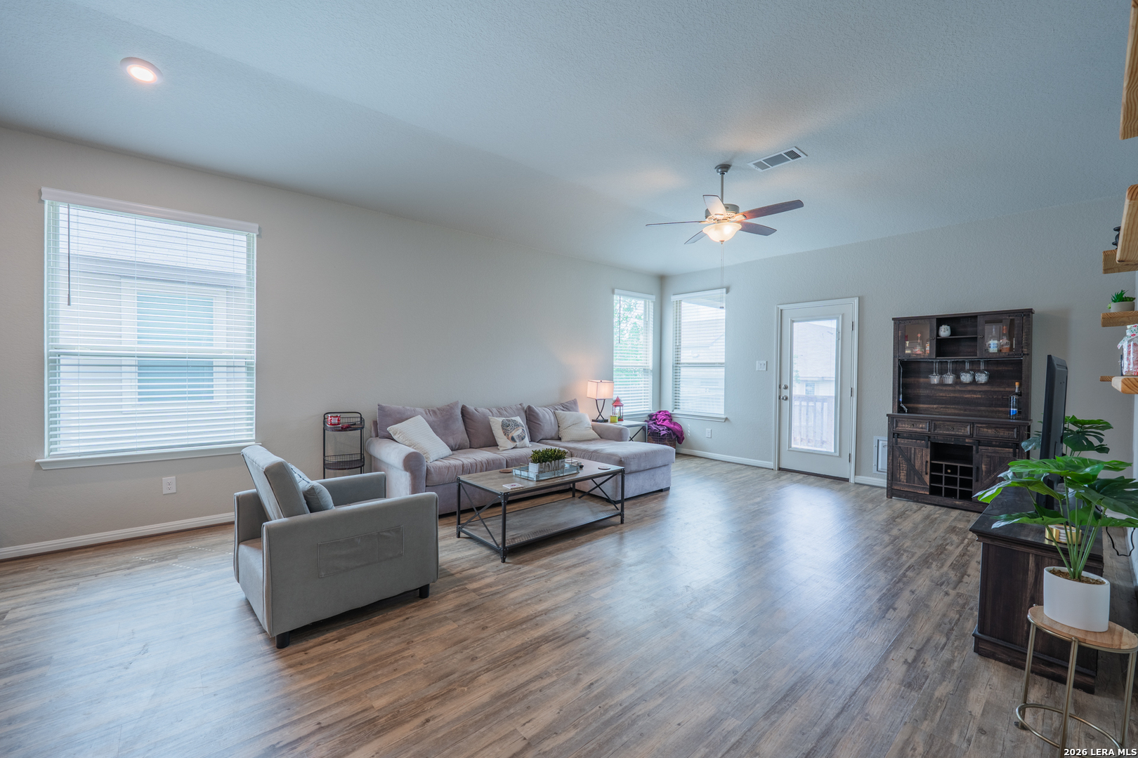 4915 Ranahan Pass St. Hedwig, TX 78152 - Photo 11 of 27