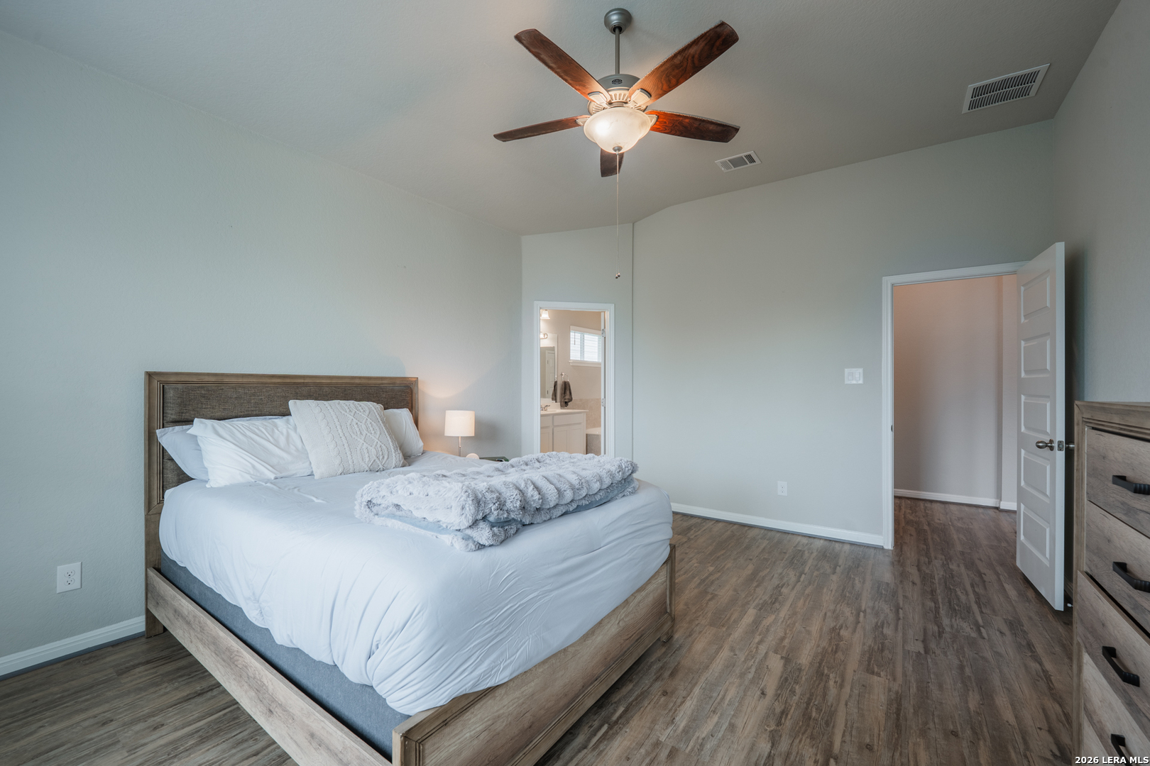 4915 Ranahan Pass St. Hedwig, TX 78152 - Photo 13 of 27