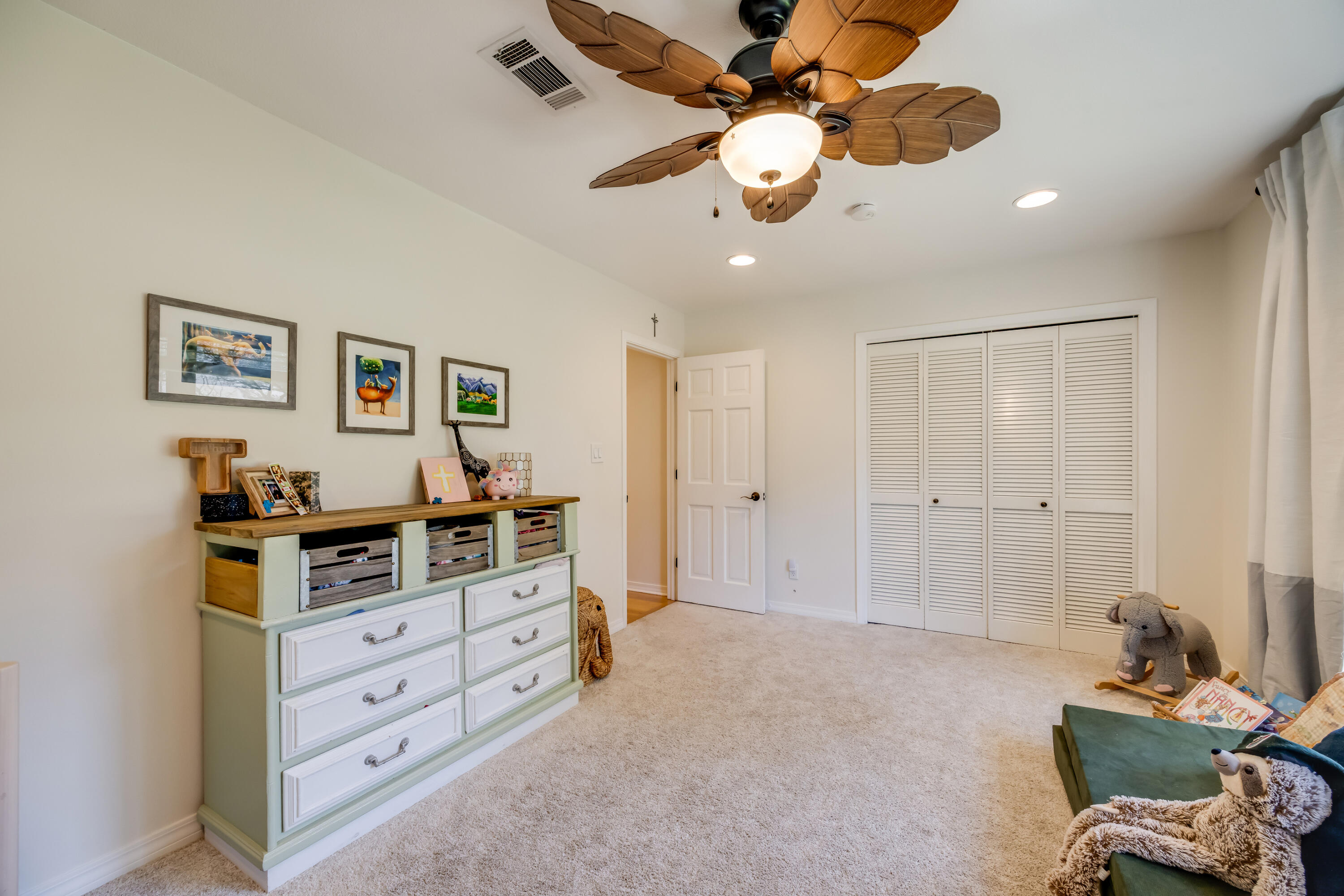 5 Cahaba Court Destin, FL 32541 - Photo 28 of 44 a view of a workspace with furniture