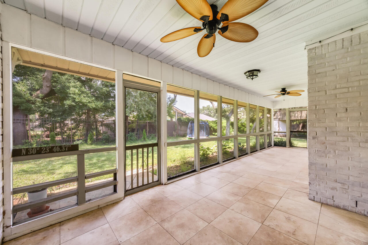5 Cahaba Court Destin, FL 32541 - Photo 33 of 44 a view of empty room with wooden floor and fan