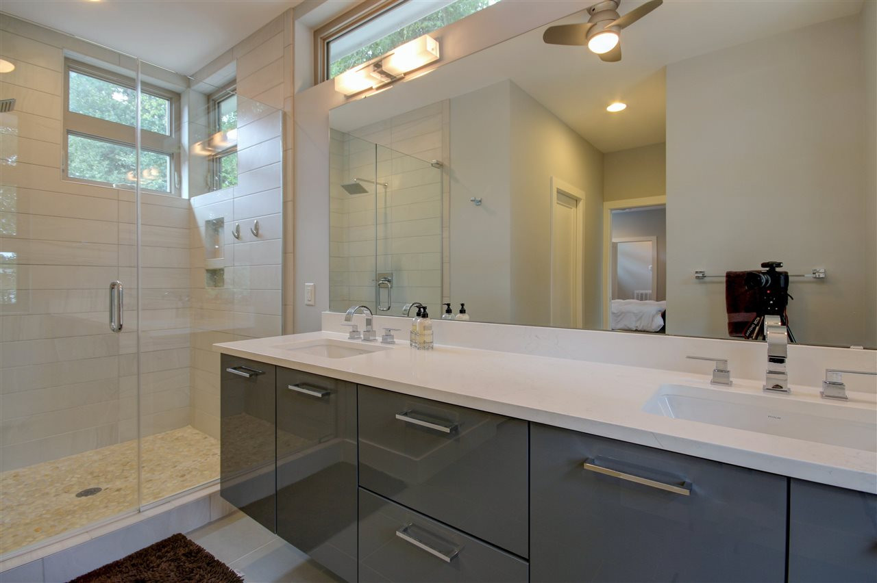 1105 North State Street Raleigh, NC 27604 - Photo 17 of 24 Master Bath/Spa