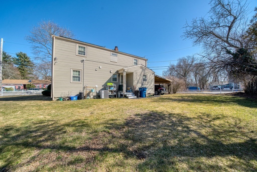 51 Selwyn Road Randolph, MA 02368 - Photo 3 of 19 Gallery Image 3