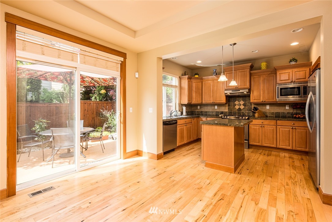 23504 9th Avenue Southeast, Unit 37 Bothell, WA 98021 - Photo 6 of 24