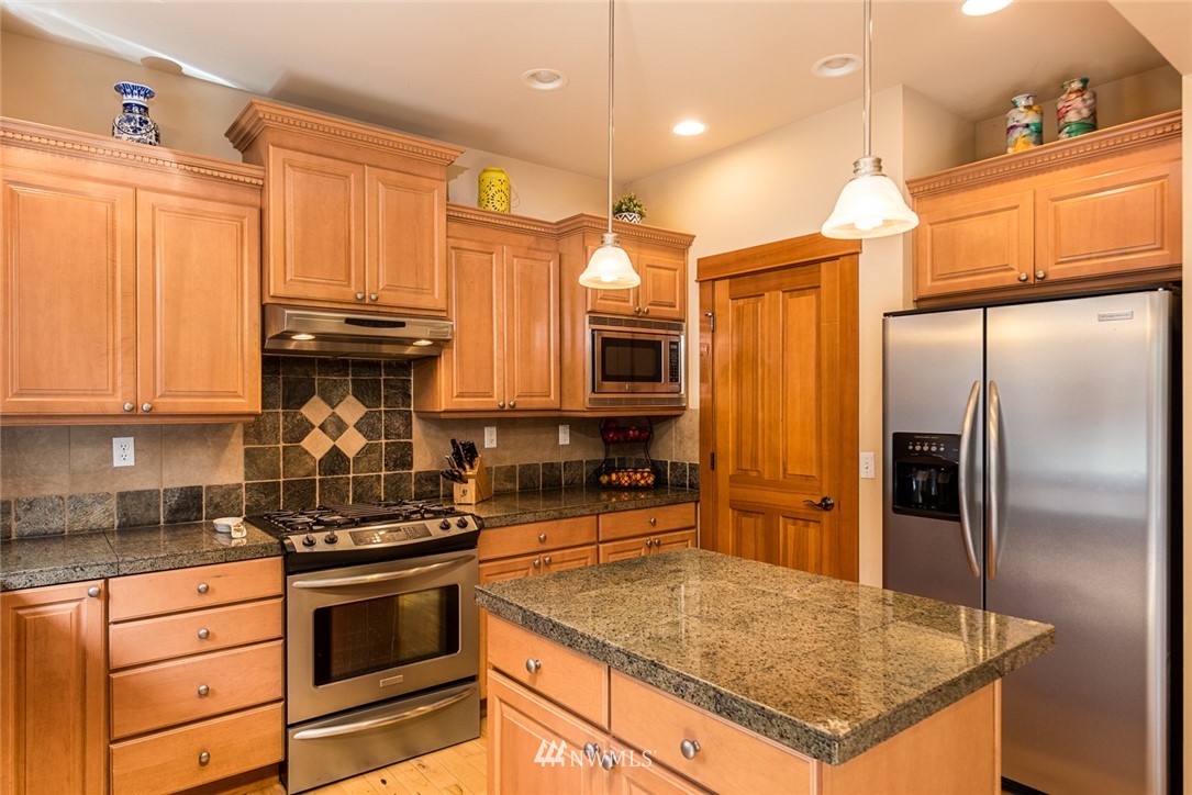 23504 9th Avenue Southeast, Unit 37 Bothell, WA 98021 - Photo 8 of 24