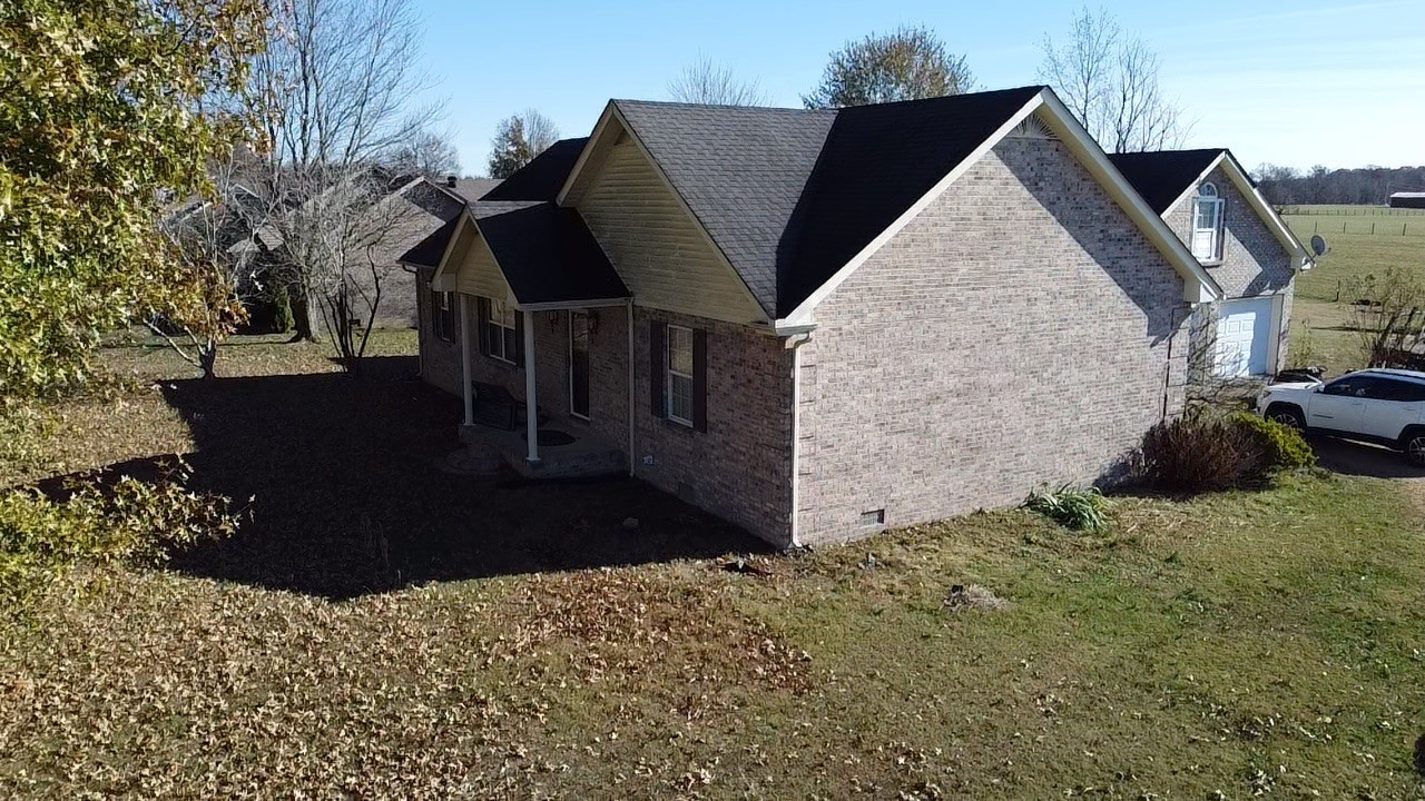 140 Dixon Road Lafayette, TN 37083 - Photo 28 of 30 a view of backyard of house