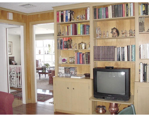 37 Ardmore Road Worcester, MA 01609 - Photo 6 of 10 Gallery Image 6