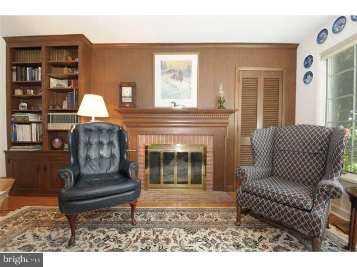 924 Oak Ridge Road Bryn Mawr, PA 19010 - Photo 12 of 21 Den