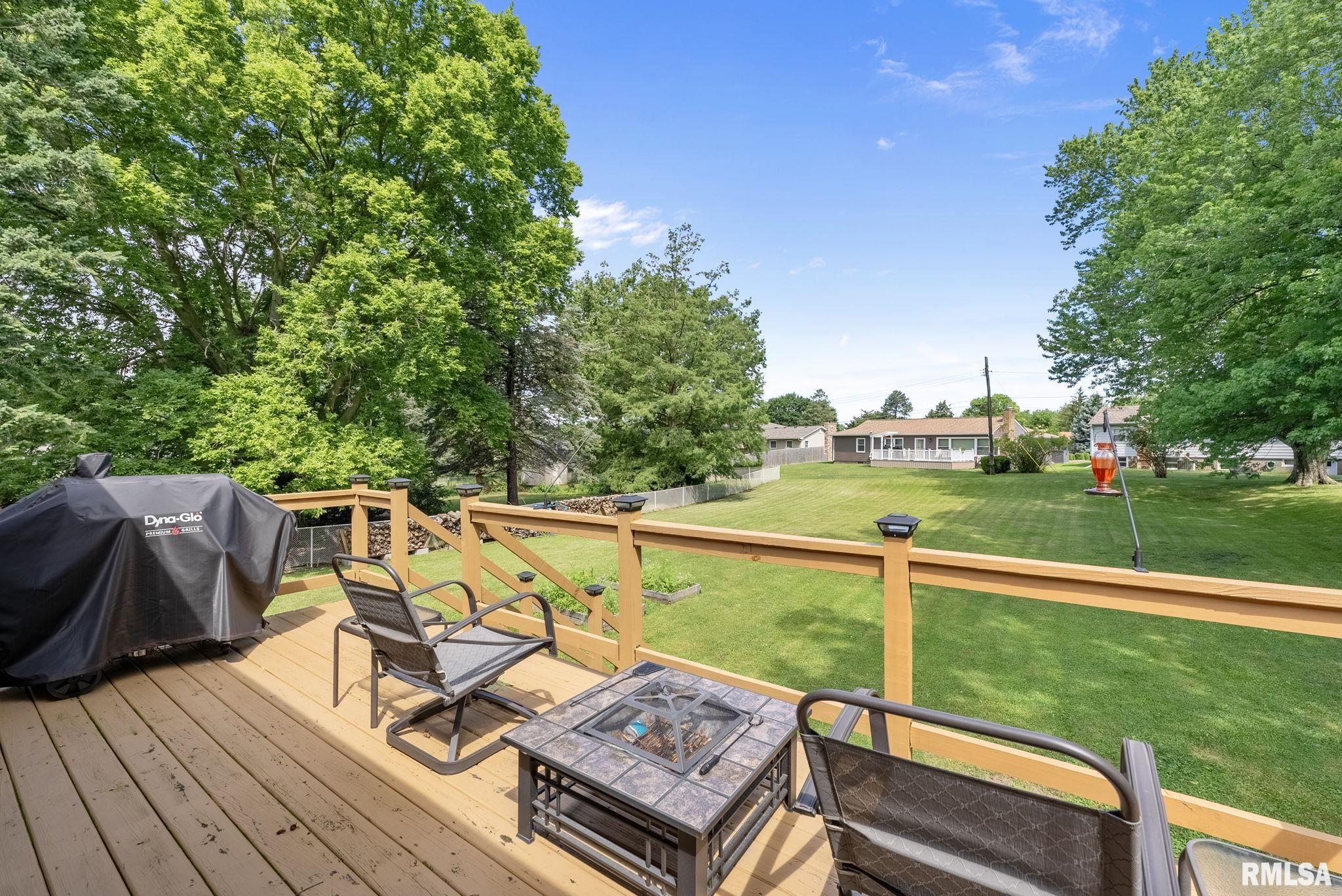 1738 Middle Road Bettendorf, IA 52722 - Photo 3 of 20 Gallery Image 3