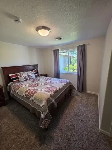 $899,474 | 81988 Hillview Drive, Creswell, OR 97426