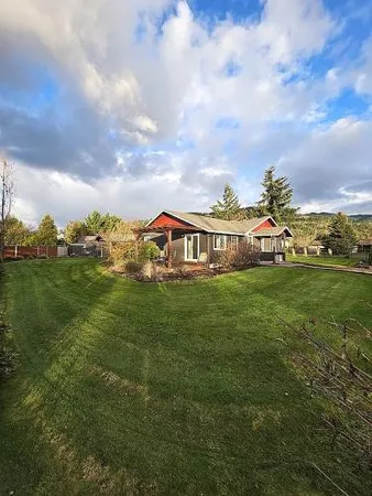 $899,474 | 81988 Hillview Drive, Creswell, OR 97426