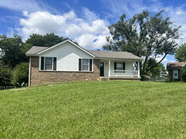 $1,700 | 802 Knox Lane, Clarksville, TN 37042