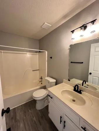 $1,700 | 802 Knox Lane, Clarksville, TN 37042