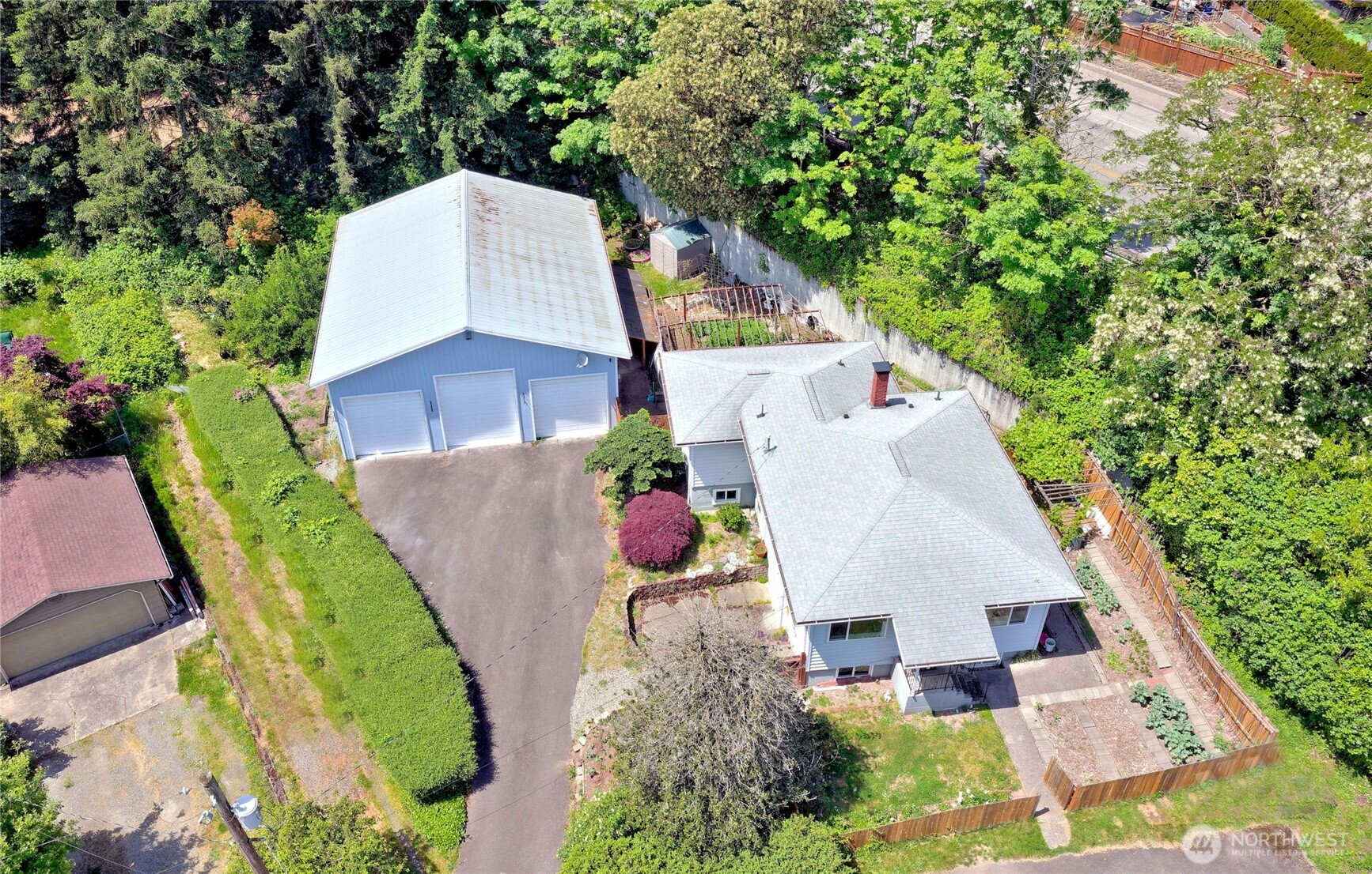 423 Lind Avenue Southwest Renton, WA 98057 - Photo 29 of 33